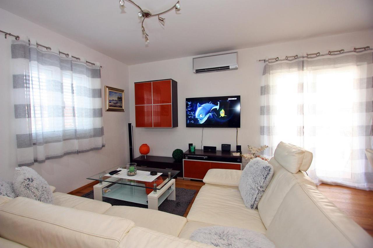 Apartment Petra Supetar Luaran gambar