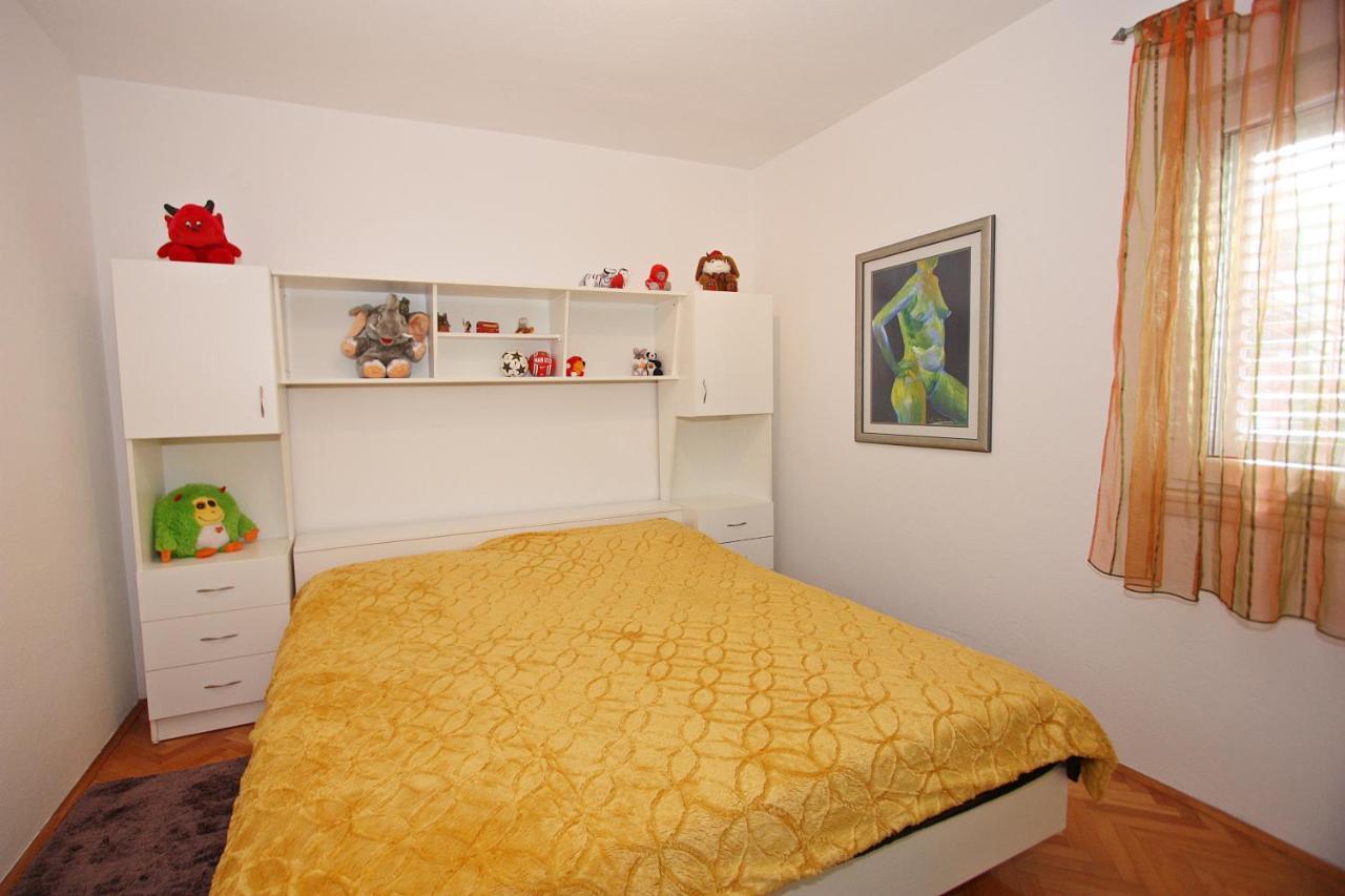 Apartment Petra Supetar Luaran gambar